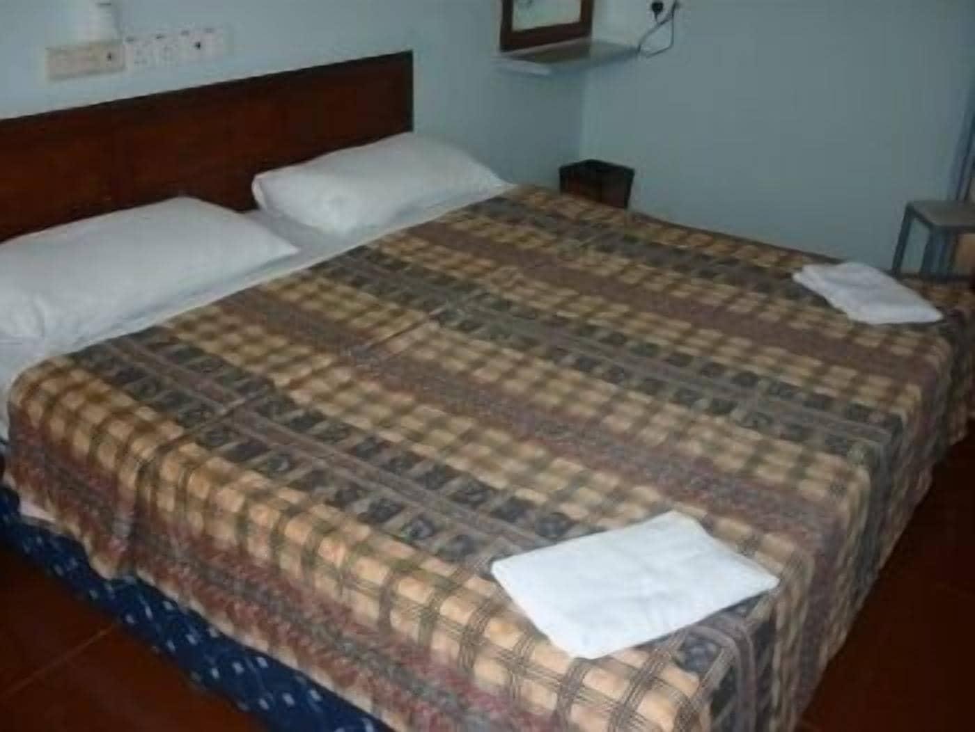 J &J Hotel Kota Kinabalu Zewnętrze zdjęcie
